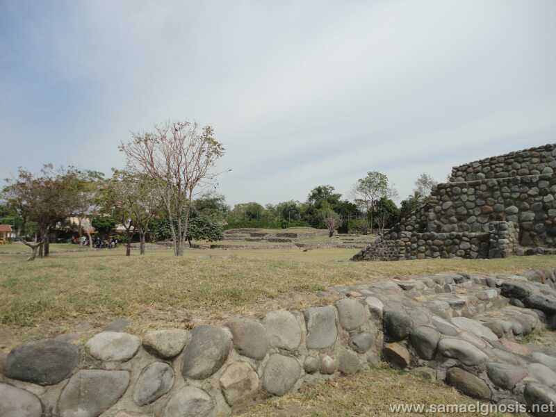 Zona Arqueológica de Chanal Foto 044