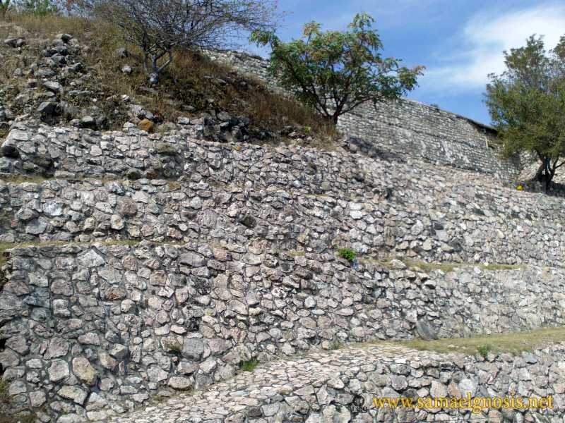 Zona Arqueológica de Xochicalco Foto 0009
