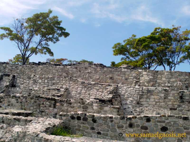 Zona Arqueológica de Xochicalco Foto 0026