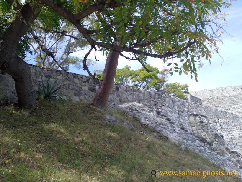 Zona Arqueológica de Xochicalco Foto 0030
