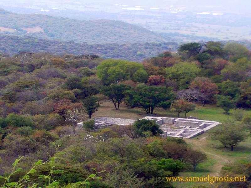 Zona Arqueológica de Xochicalco Foto 0074