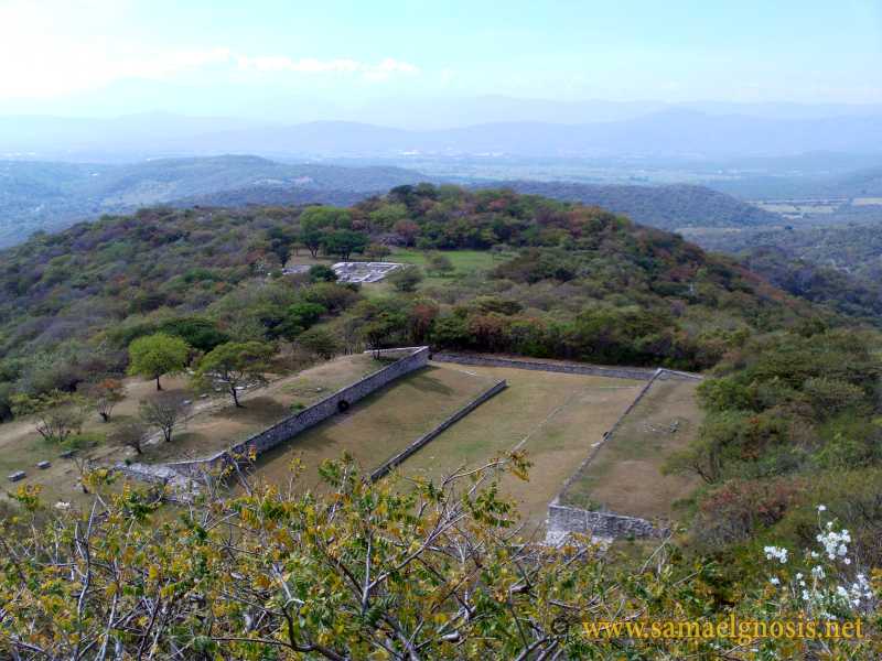 Zona Arqueológica de Xochicalco Foto 0081