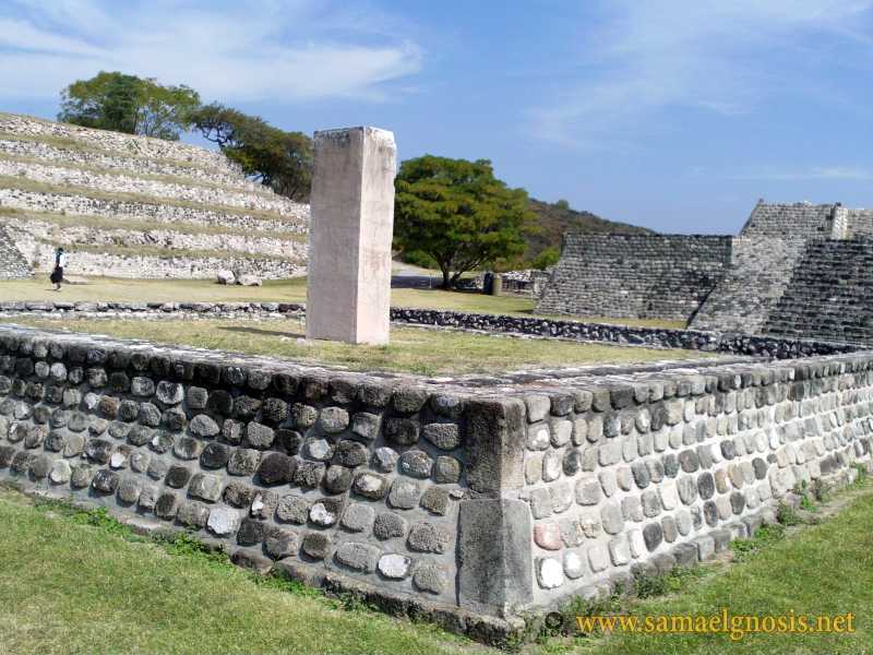 Zona Arqueológica de Xochicalco Foto 0115