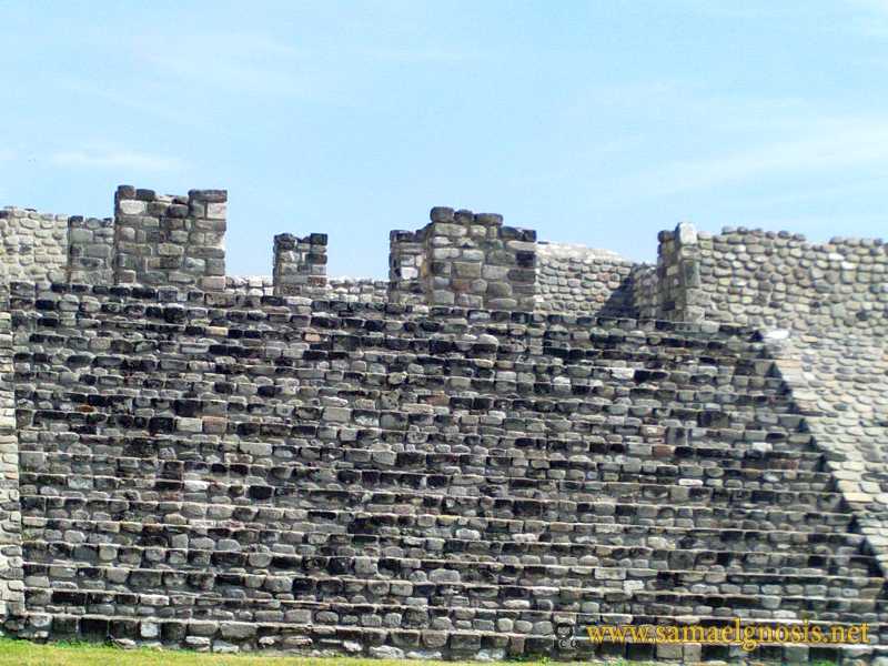 Zona Arqueológica de Xochicalco Foto 0116