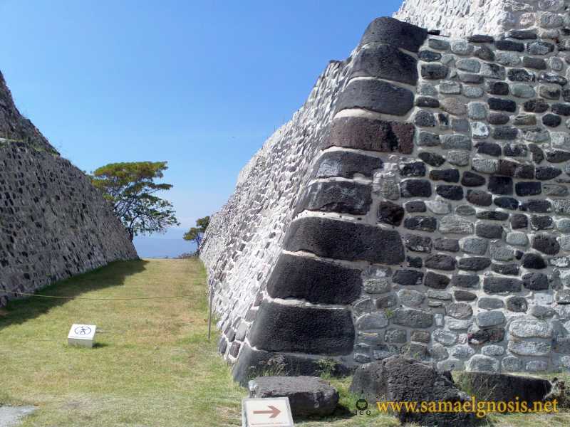 Zona Arqueológica de Xochicalco Foto 0144