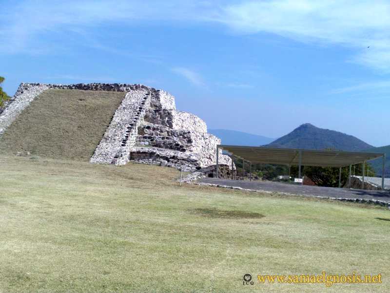 Zona Arqueológica de Xochicalco Foto 0146