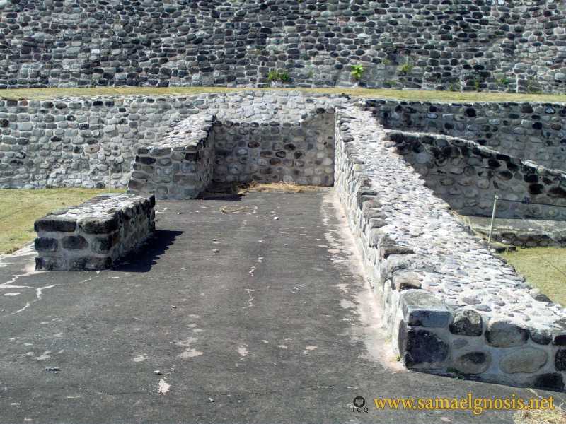 Zona Arqueológica de Xochicalco Foto 0153