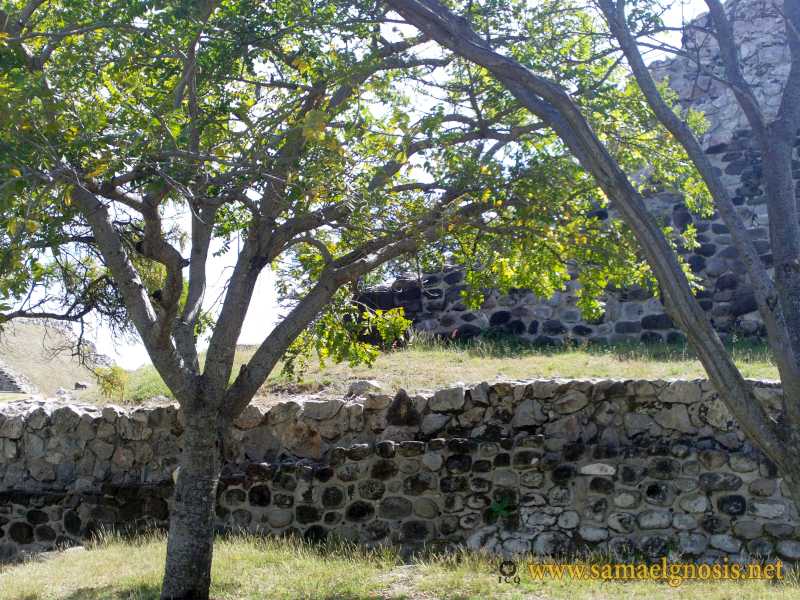 Zona Arqueológica de Xochicalco Foto 0176