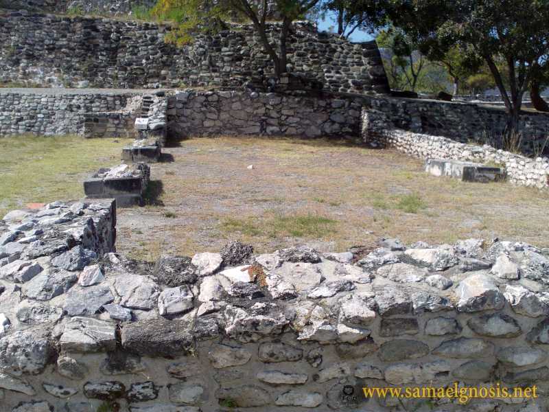 Zona Arqueológica de Xochicalco Foto 0178