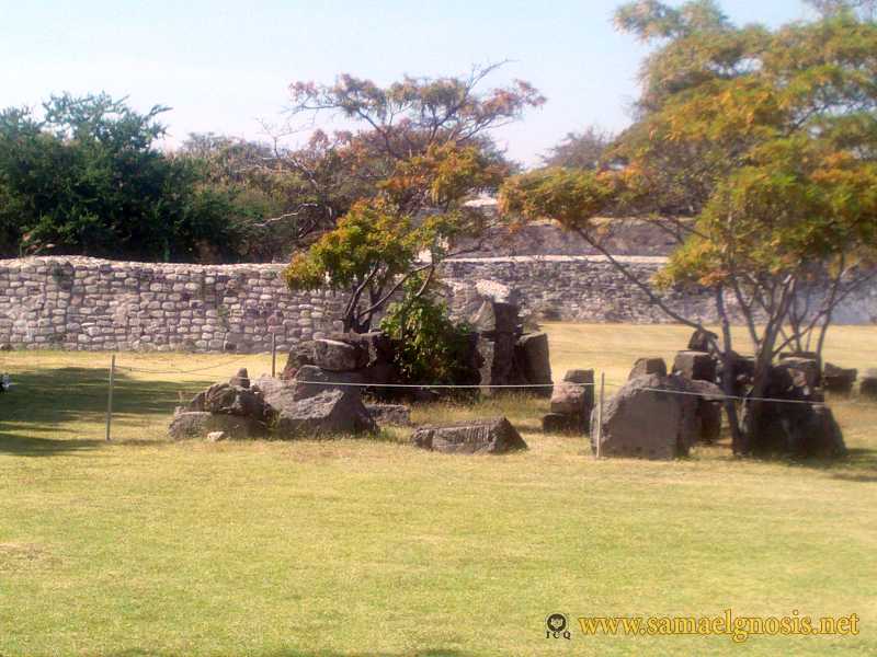 Zona Arqueológica de Xochicalco Foto 0207