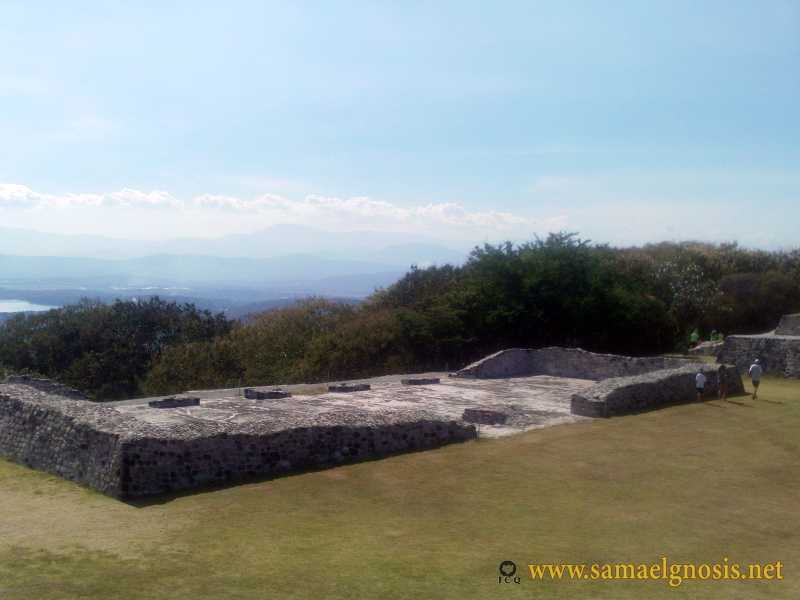 Zona Arqueológica de Xochicalco Foto 0210