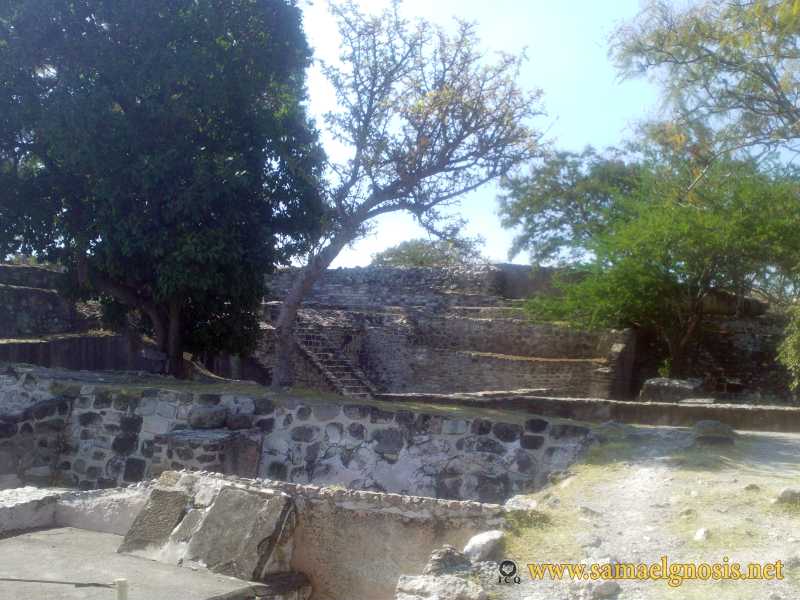 Zona Arqueológica de Xochicalco Foto 0226