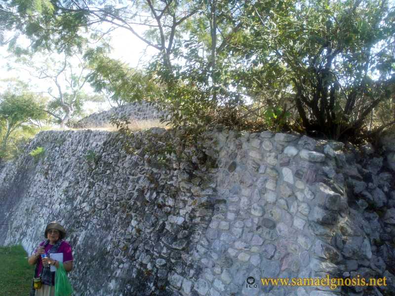 Zona Arqueológica de Xochicalco Foto 0231