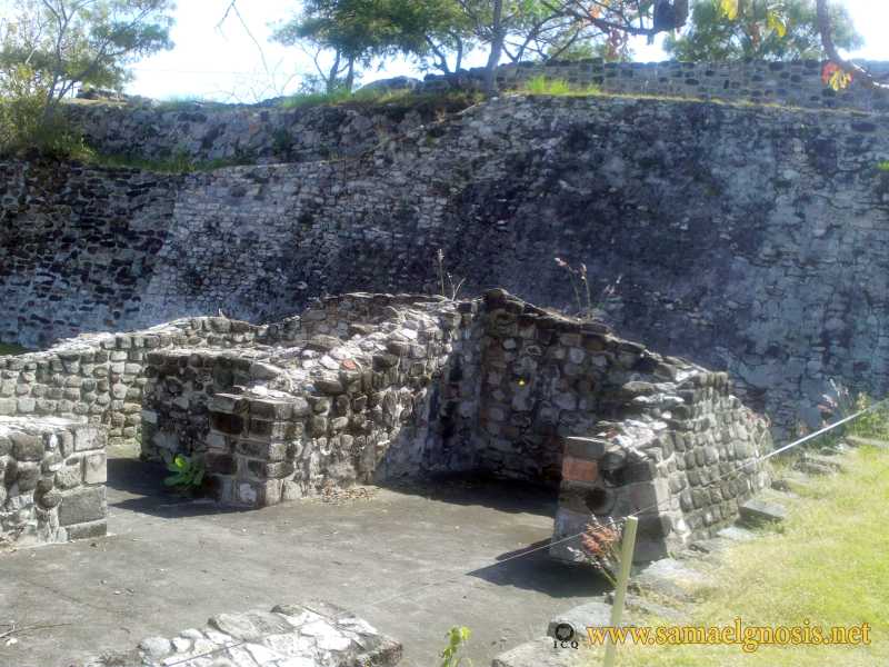 Zona Arqueológica de Xochicalco Foto 0238