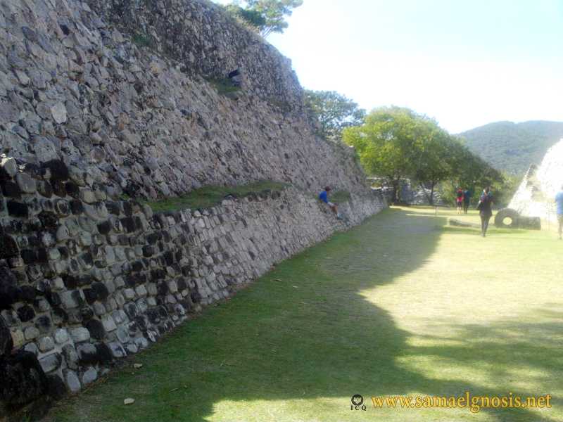 Zona Arqueológica de Xochicalco Foto 0247