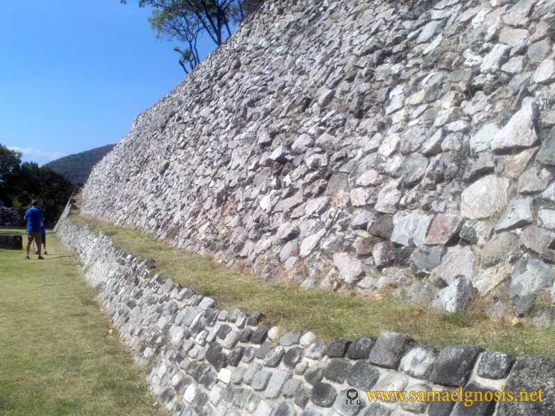 Zona Arqueológica de Xochicalco Foto 0258