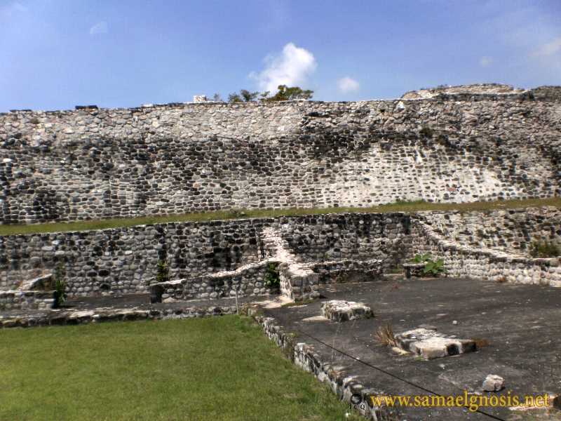 Zona Arqueológica de Xochicalco Foto 0344