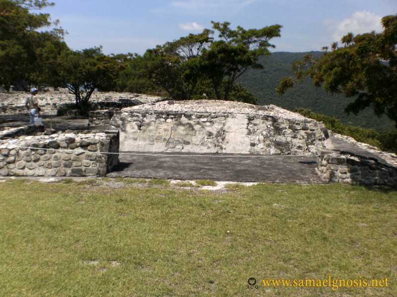 Zona Arqueológica de Xochicalco Foto 0362