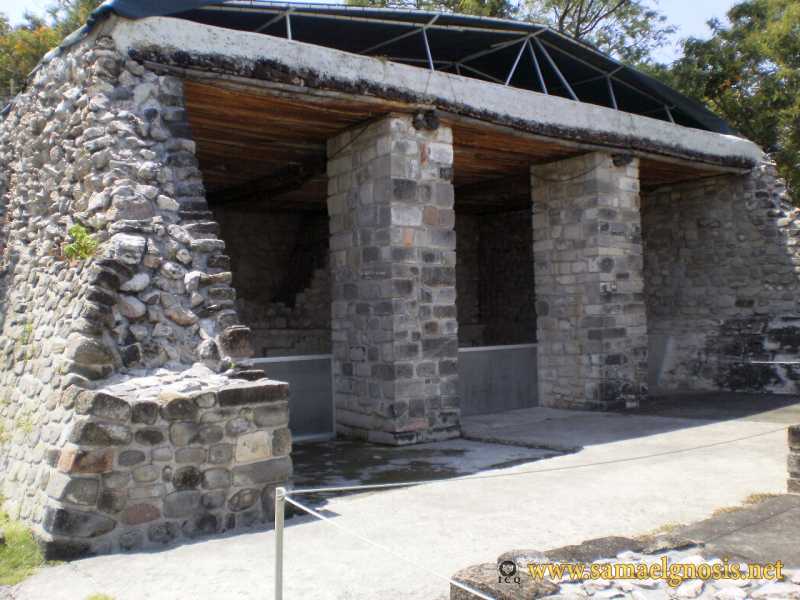 Zona Arqueológica de Xochicalco Foto 0368