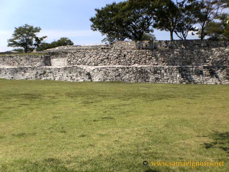 Zona Arqueológica de Xochicalco Foto 0373