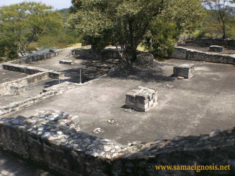 Zona Arqueológica de Xochicalco Foto 0388