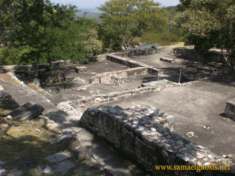 Zona Arqueológica de Xochicalco Foto 0389