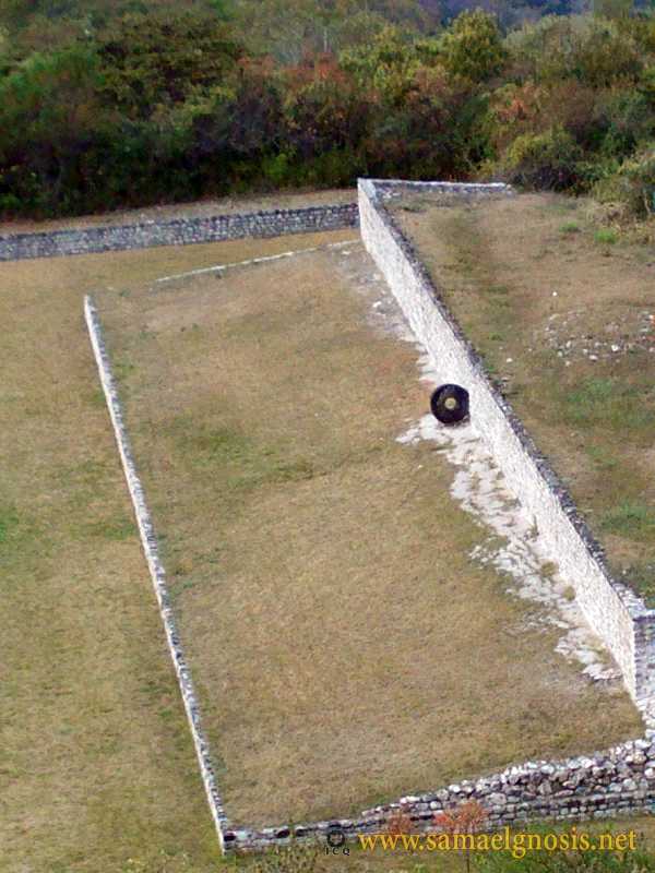 Zona Arqueológica de Xochicalco Foto 0413