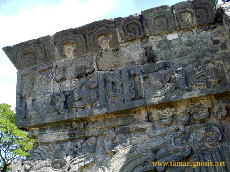 Zona Arqueológica de Xochicalco Foto 0447