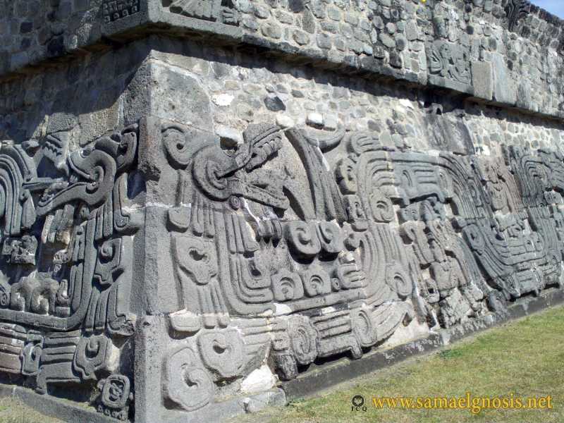 Zona Arqueológica de Xochicalco Foto 0458