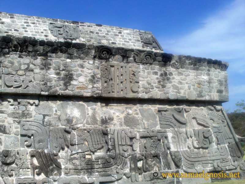 Zona Arqueológica de Xochicalco Foto 0471
