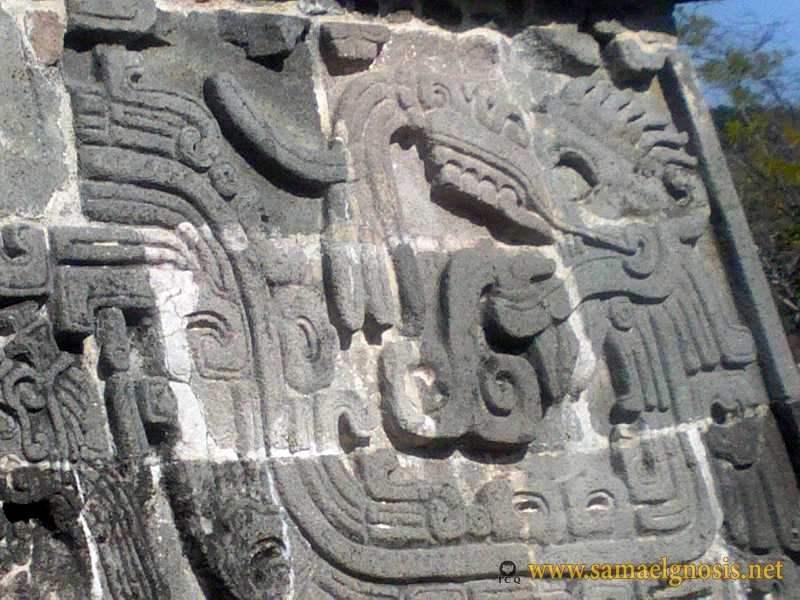 Zona Arqueológica de Xochicalco Foto 0484