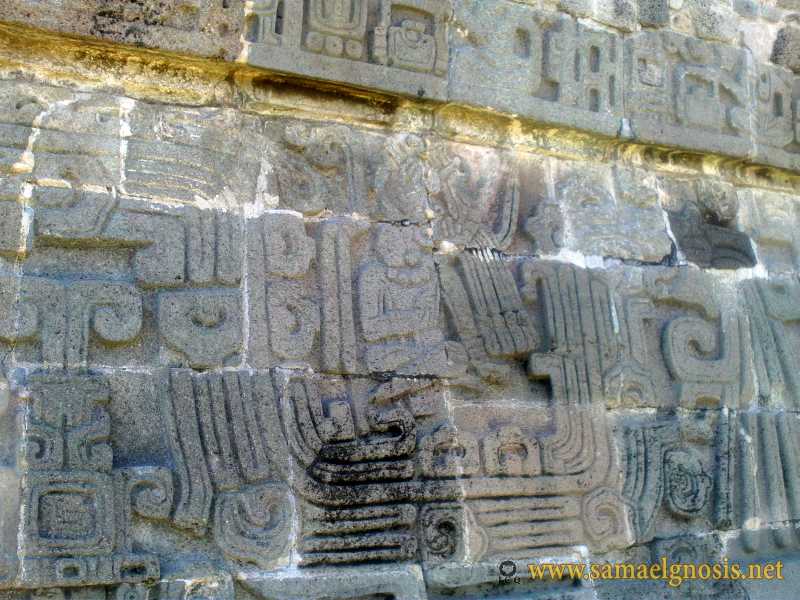Zona Arqueológica de Xochicalco Foto 0493