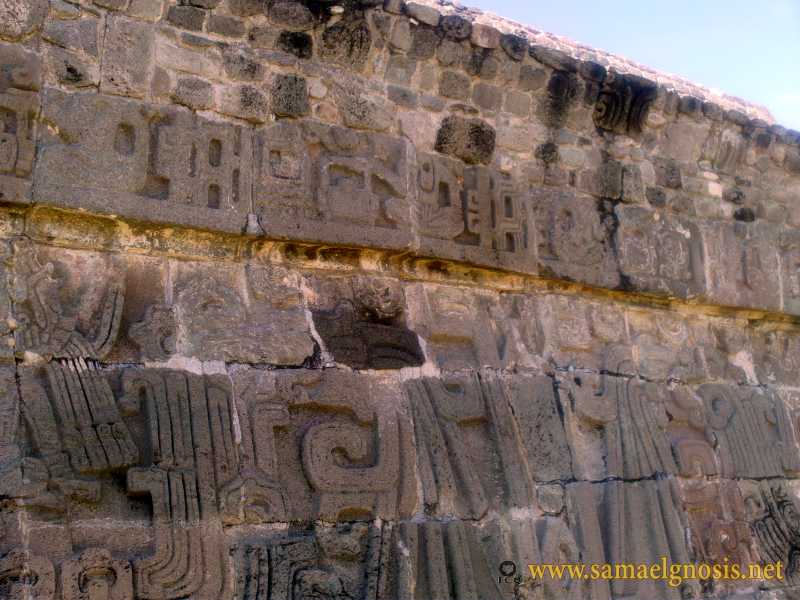 Zona Arqueológica de Xochicalco Foto 0495