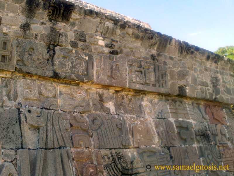 Zona Arqueológica de Xochicalco Foto 0499