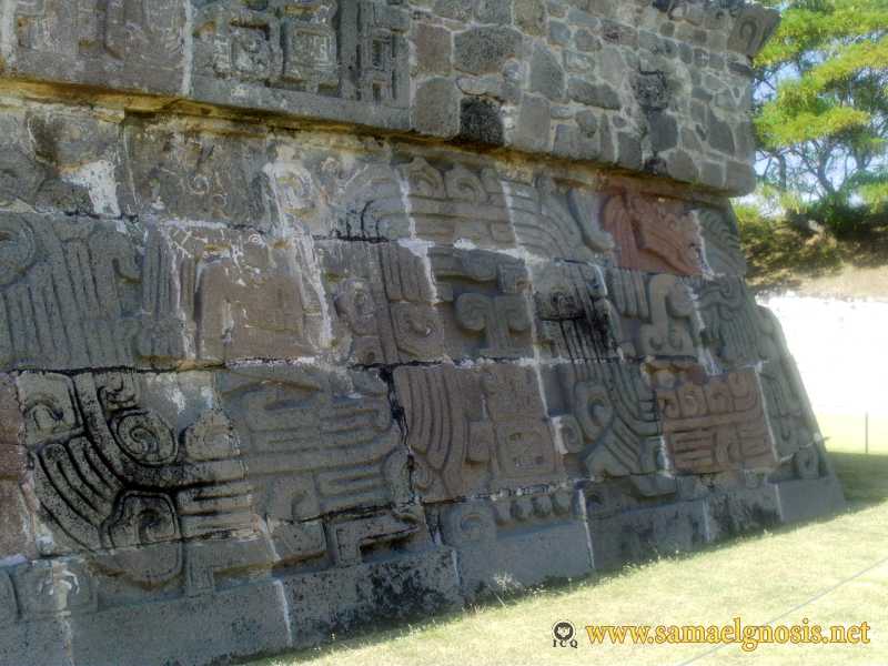 Zona Arqueológica de Xochicalco Foto 0500