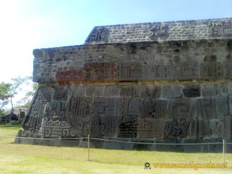 Zona Arqueológica de Xochicalco Foto 0503