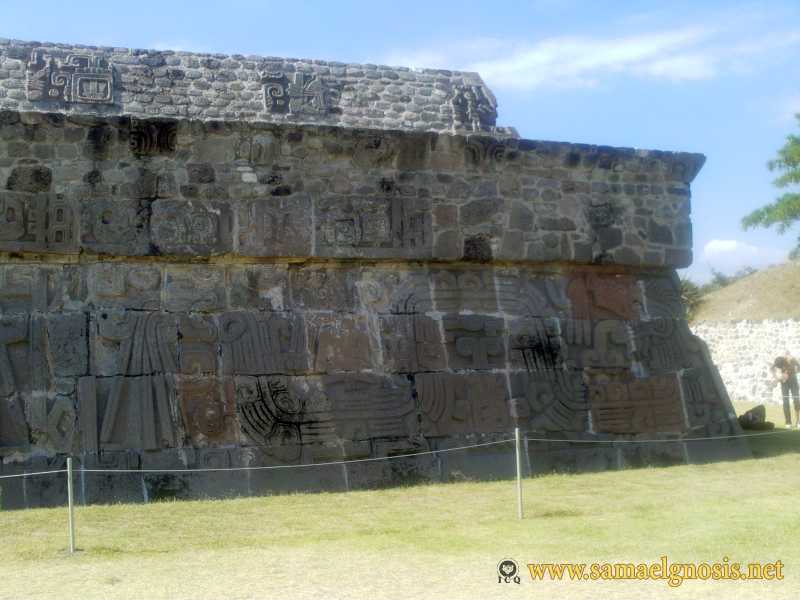 Zona Arqueológica de Xochicalco Foto 0505