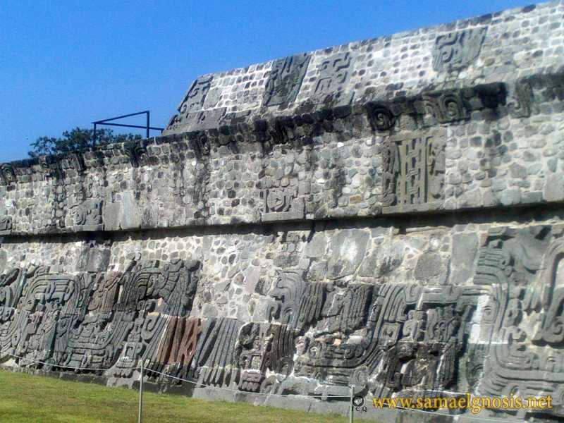 Zona Arqueológica de Xochicalco Foto 0509
