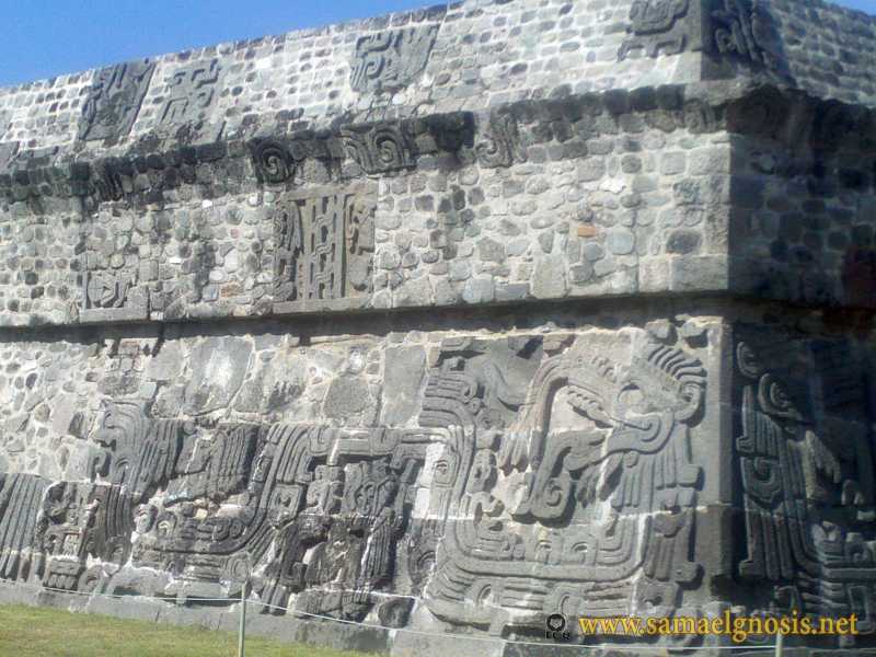 Zona Arqueológica de Xochicalco Foto 0514