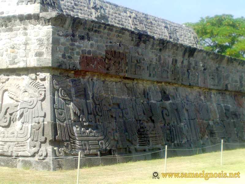 Zona Arqueológica de Xochicalco Foto 0521