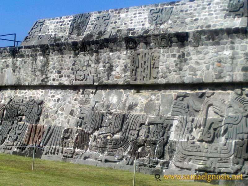 Zona Arqueológica de Xochicalco Foto 0522