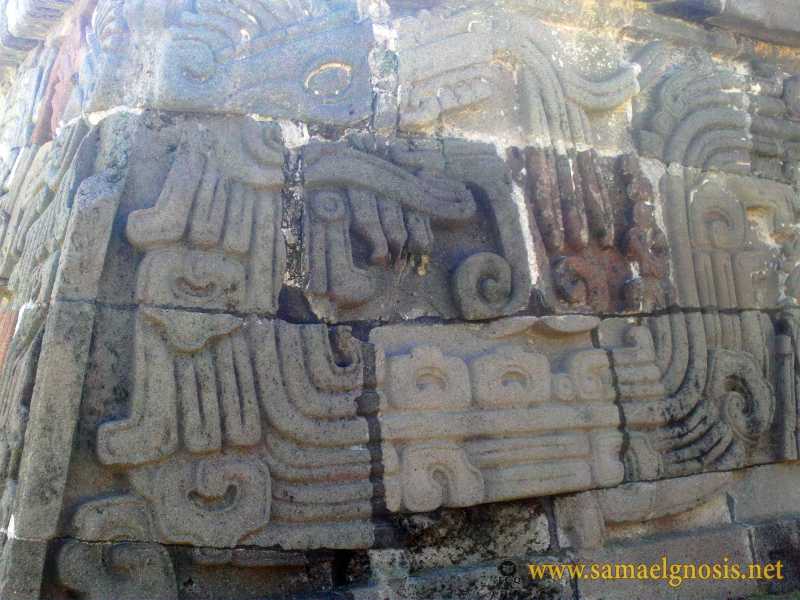 Zona Arqueológica de Xochicalco Foto 0542
