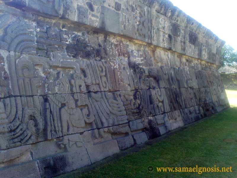 Zona Arqueológica de Xochicalco Foto 0543