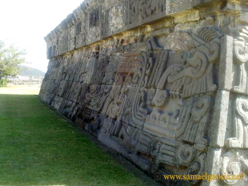 Zona Arqueológica de Xochicalco Foto 0602