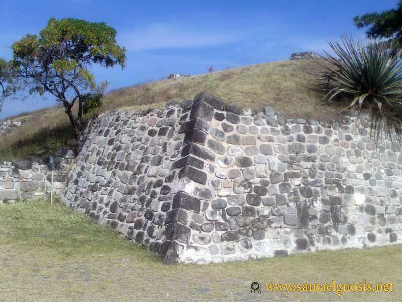 Zona Arqueológica de Xochicalco Foto 0603