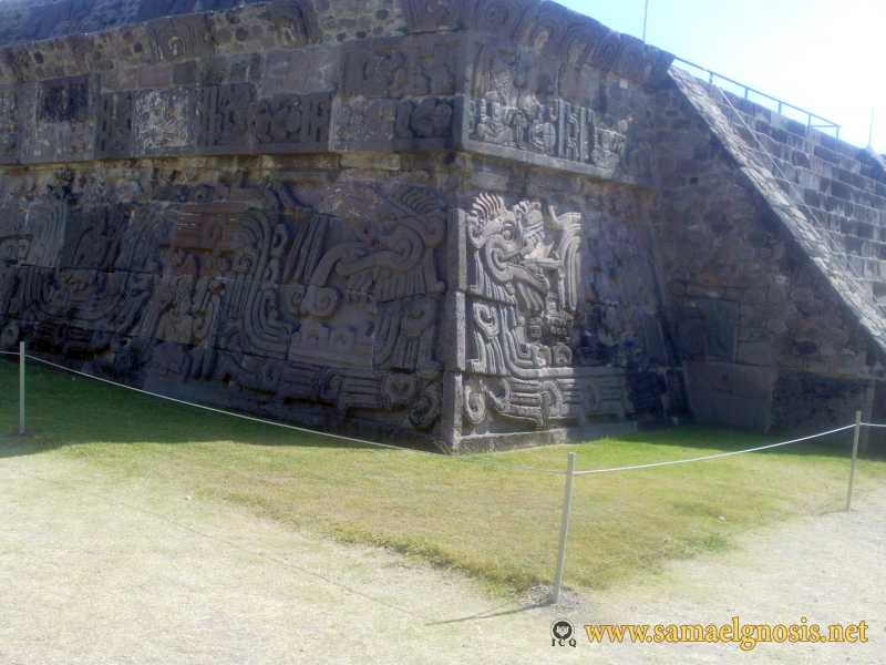 Zona Arqueológica de Xochicalco Foto 0604