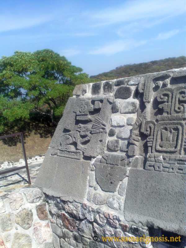 Zona Arqueológica de Xochicalco Foto 0644