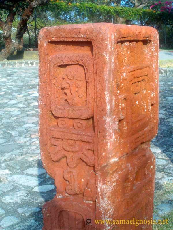 Zona Arqueológica de Xochicalco Foto 0661