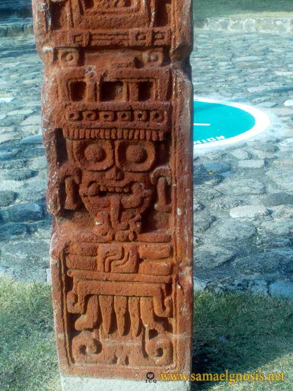 Zona Arqueológica de Xochicalco Foto 0665