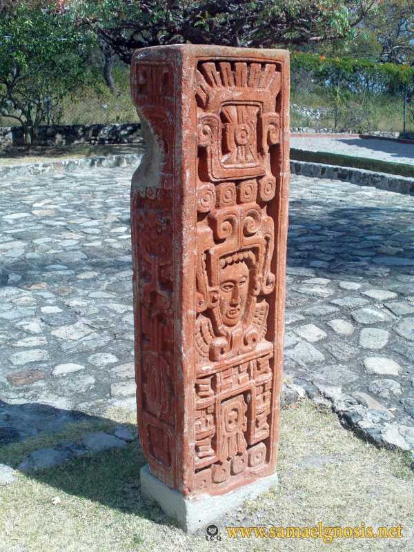 Zona Arqueológica de Xochicalco Foto 0688